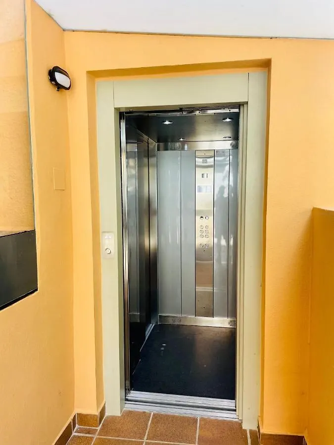 Apartmento Bellohorizonte - Arroyo De La Miel 贝纳尔马德纳 公寓